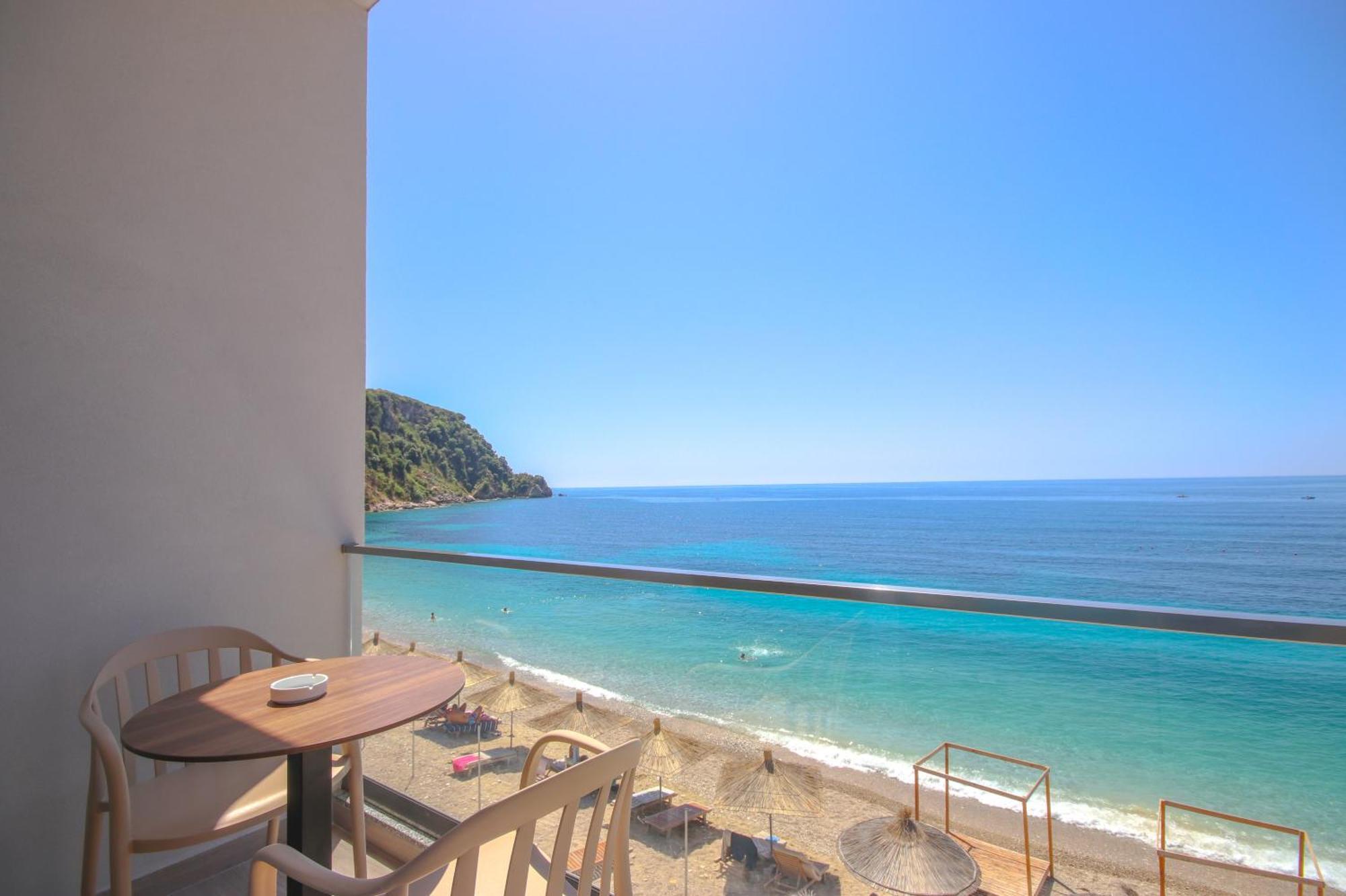 Emily'S Hotel Himara Zewnętrze zdjęcie